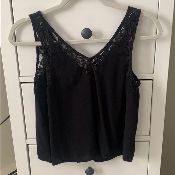 Sleeveless blouse with lace detail - Picture 5 of 5